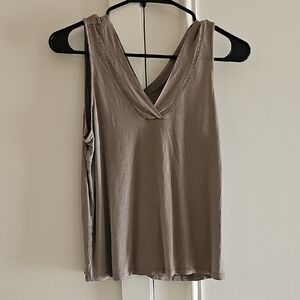 Banana Republic Women's Sleeveless V-Neck Top - Taupe XS